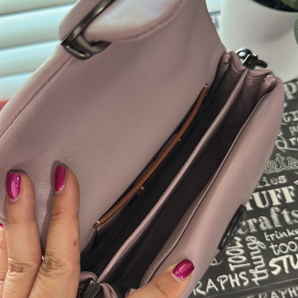 NWOT Coach Pillow Tabby 18 in Ice Purple - Picture 8 of 8